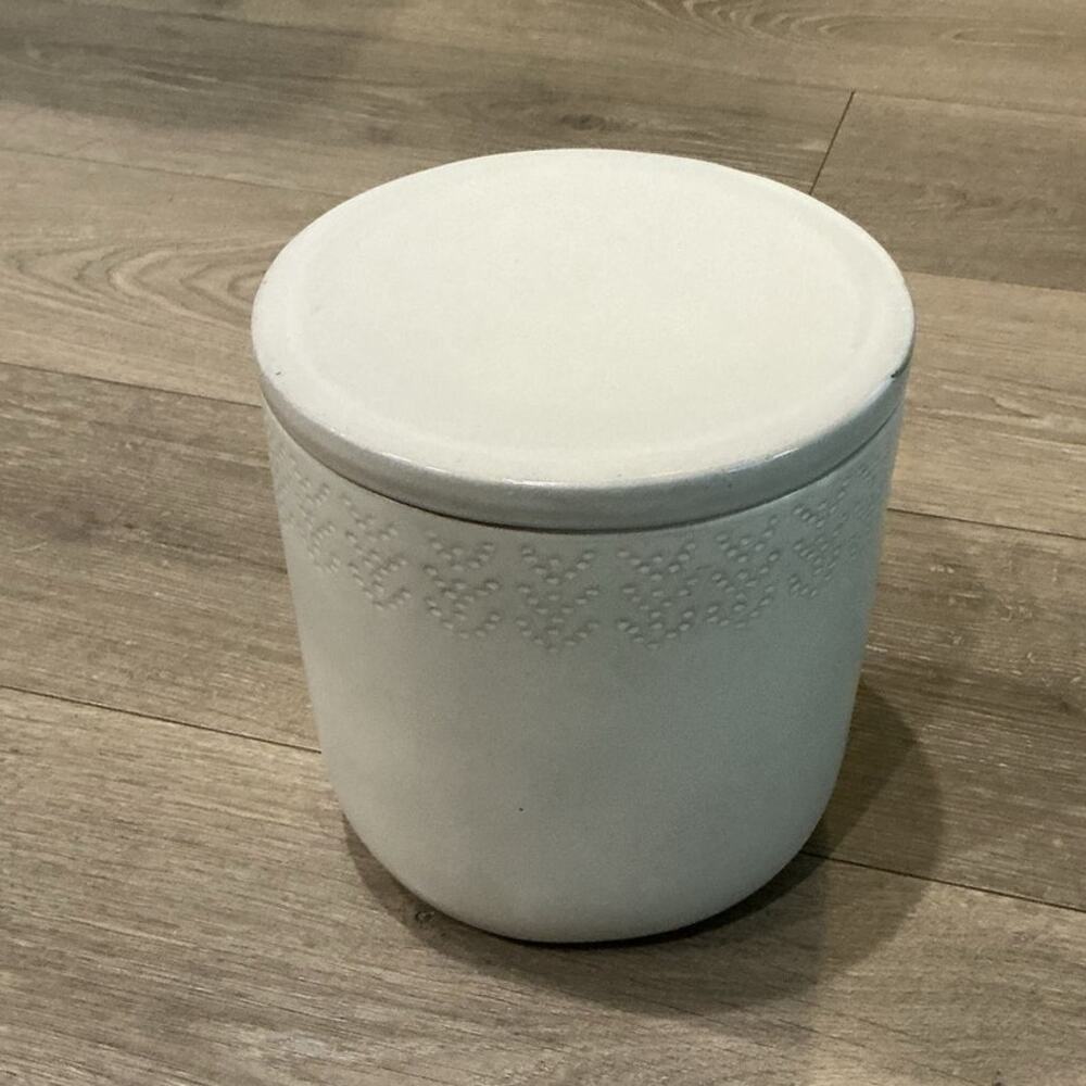 Magnolia‎ Hearth & Hand Stoneware Cannister Farmhouse Country Kitchen Storage